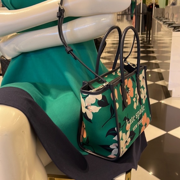 Kate Spade Lily Blooms Small Tote Crossbody Green Multi K7302 - Picture 16 of 16
